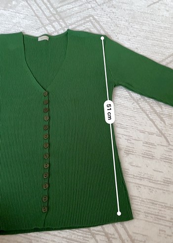 Düğmeli Yeşil V Yaka Kadın Kazak-Hırka - Görsel 4