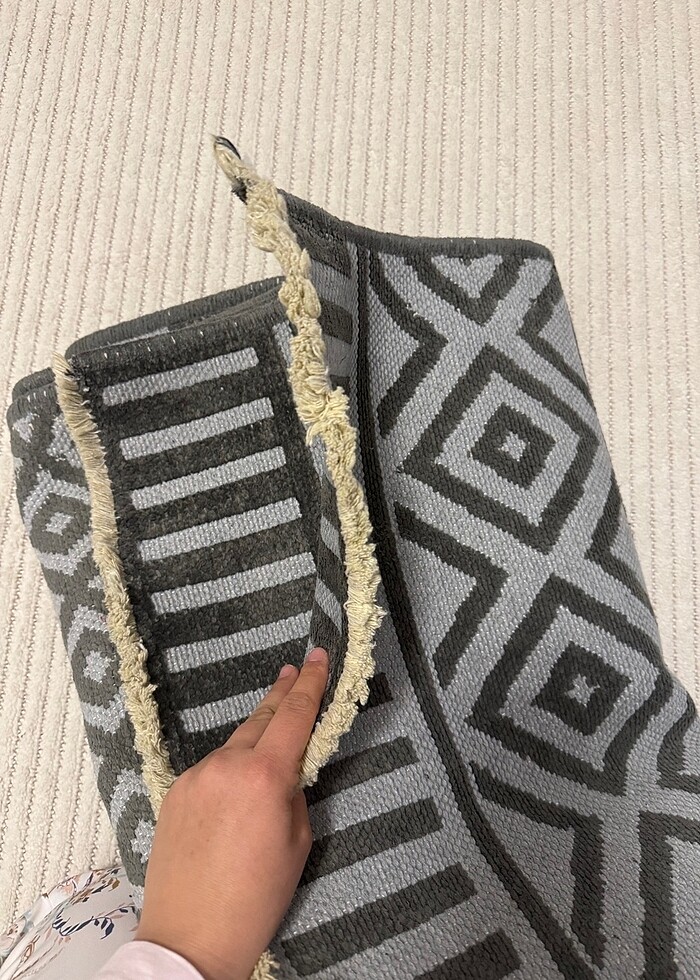 Çift yünlü kilim halı - Görsel 3