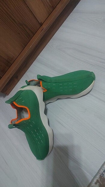 40 Beden Yesil spor ayakkabi rahat