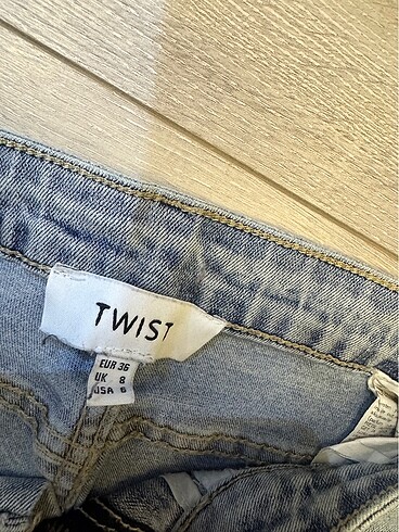 Twist Twist Parlak Taşlı Jean
