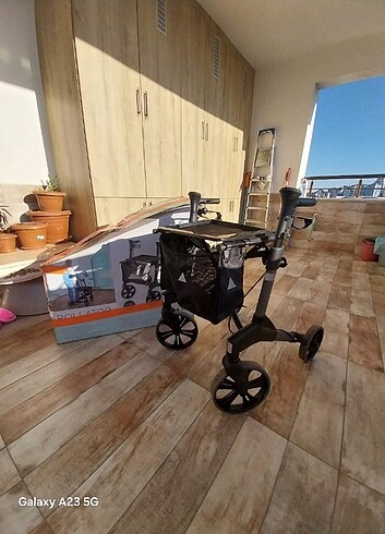 Yürüteç Lüks Rollatör Walker Yürüteç Tekerlekli Yaşlı