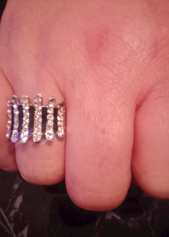 Beyaz Parlak Taşlı Kadın Yüzük.. Ayarlanabilir - Görsel 4