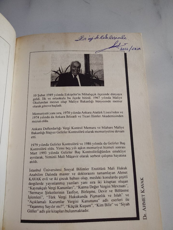 ŞİİR KİTABI...Mabedimsin - Dr. Ahmet Kavak...98 sayfa - Görsel 3