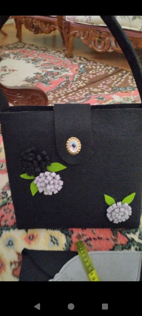 Çiçek Detaylı Siyah Keçeden Vintage Kadın Çanta.Sıfır ürün - Görsel 2