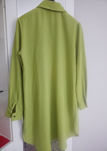 PYS marka 3 nmara Yeşil renk,Cepli,Yırtmaç detaylı Bayan Gömlek - Görsel 7