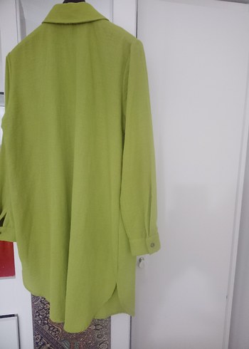 PYS marka 3 nmara Yeşil renk,Cepli,Yırtmaç detaylı Bayan Gömlek - Görsel 12