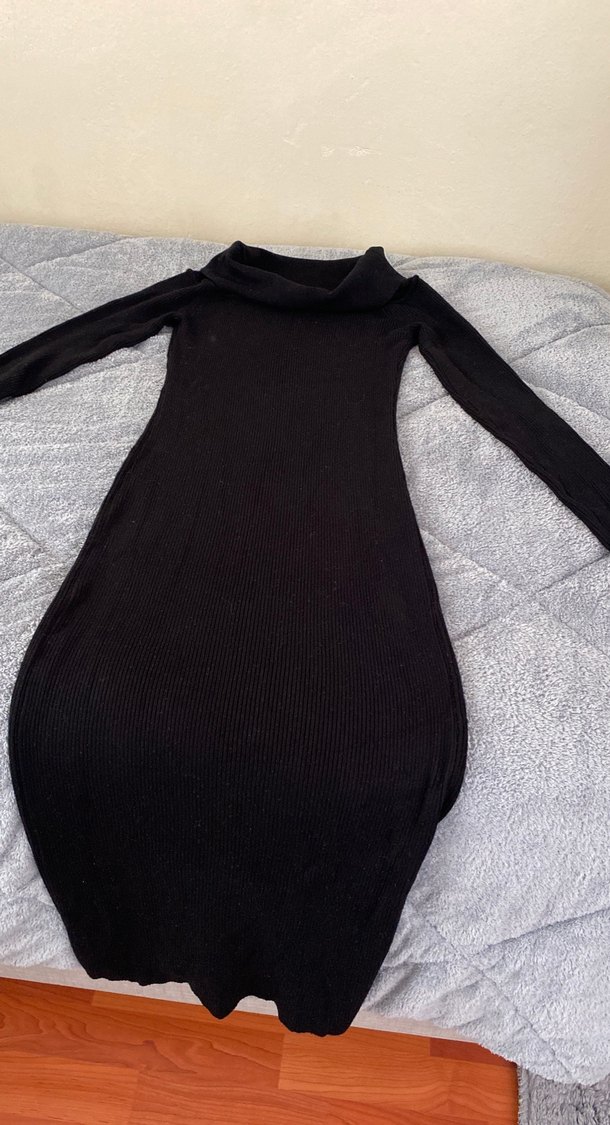 Siyah Boğazlı Uzun Kollu Triko Elbise - Görsel 2