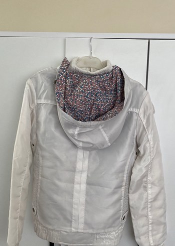 Kapüşonlu Beyaz Kadın Ceket - Görsel 6
