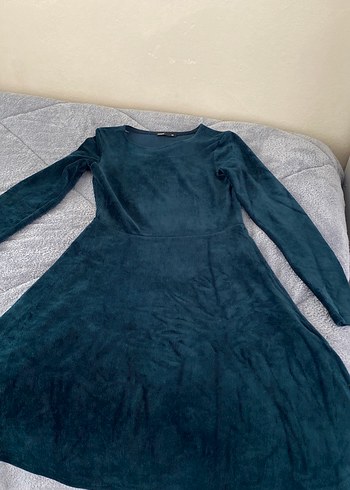 Yeşil kadife midi boy elbise - Görsel 2