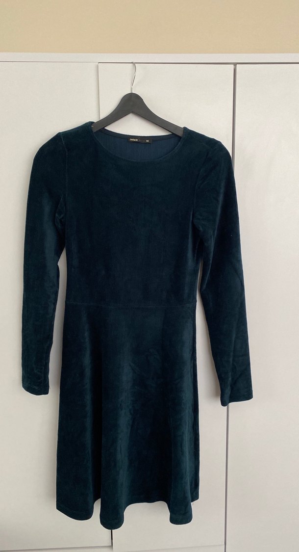 Yeşil kadife midi boy elbise - Görsel 5