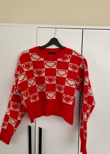 Kısa yumuşak dokulu uzun kollu kazak - Görsel 4