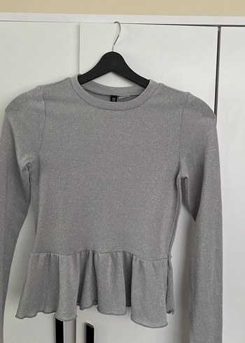 Kadın  Gri Uzun Kollu Fırfırlı simli bluz - Görsel 5