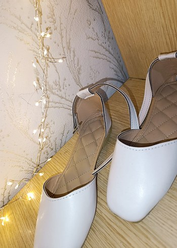 Beyaz Kadın Babet - Görsel 2