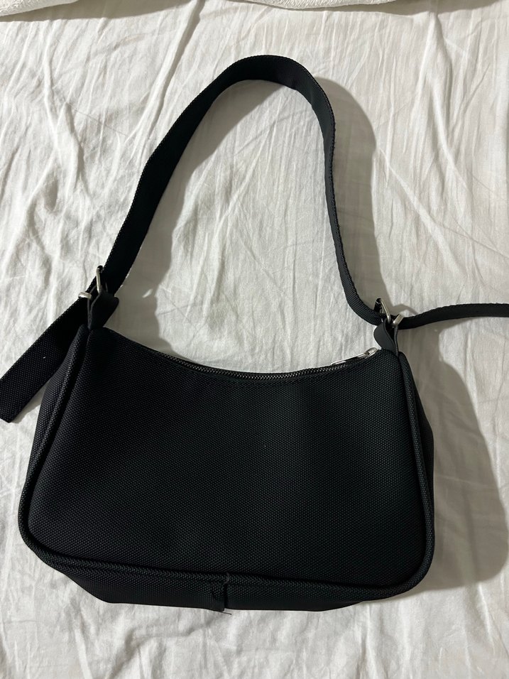 Siyah Minimalist Kadın Omuz Çantası - Görsel 3