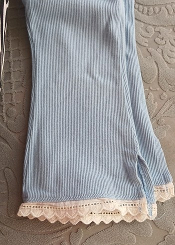 Dantel Detaylı Kız Çocuk Mavi Pamuklu Tayt - Görsel 3