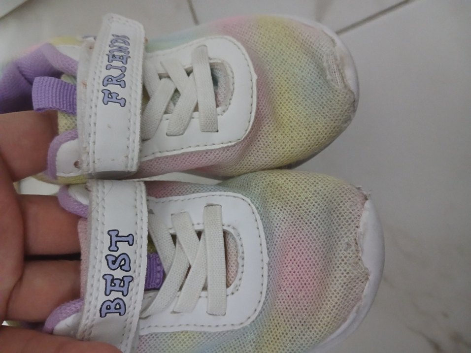 Kız Çocukları için Pastel Renkli Velcro Spor Ayakkabı - Görsel 2