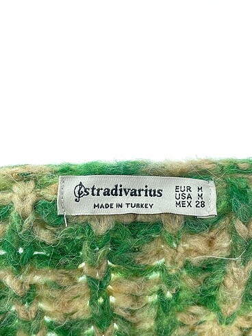 m Beden çeşitli Renk Stradivarius Hırka %70 İndirimli.