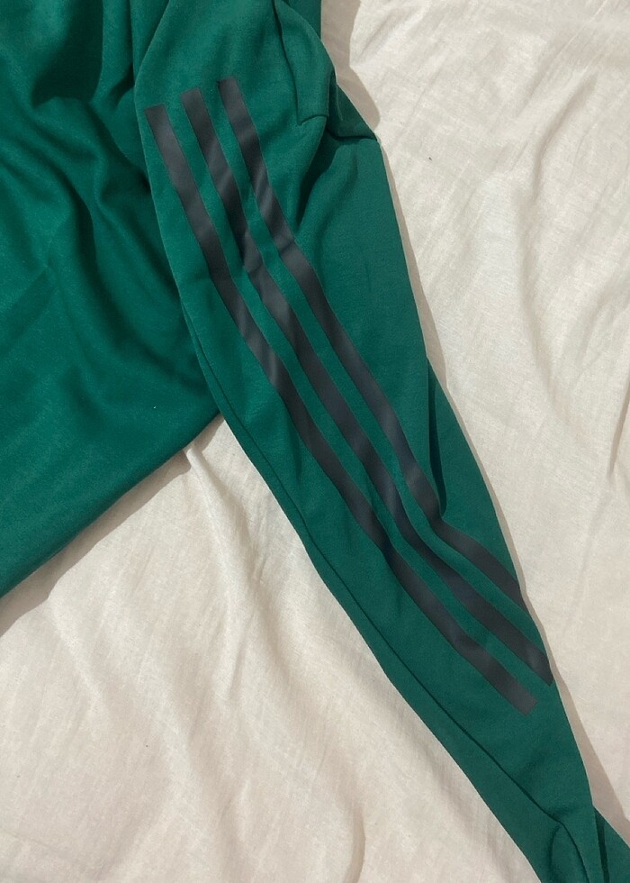 Adidas Kapüşonlu üst - Görsel 4