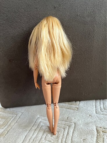  Hareketli Barbie eklemli