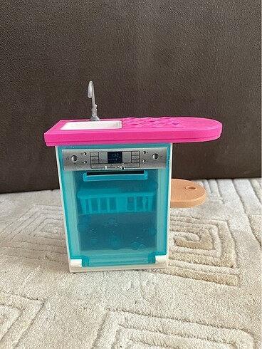Barbie bulaşık makinesi hediyeli