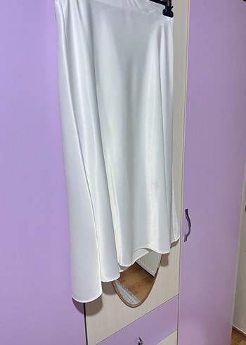 Beyaz Midi Saten Salaş Etek - Görsel 3