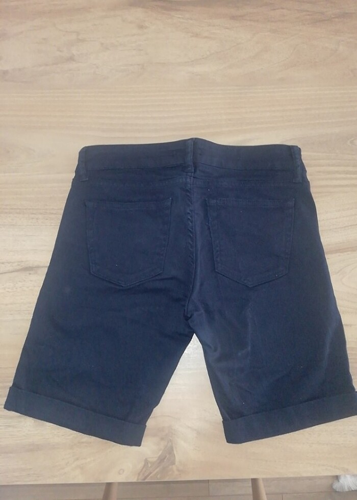 Tshirt ve şort takım - Görsel 3