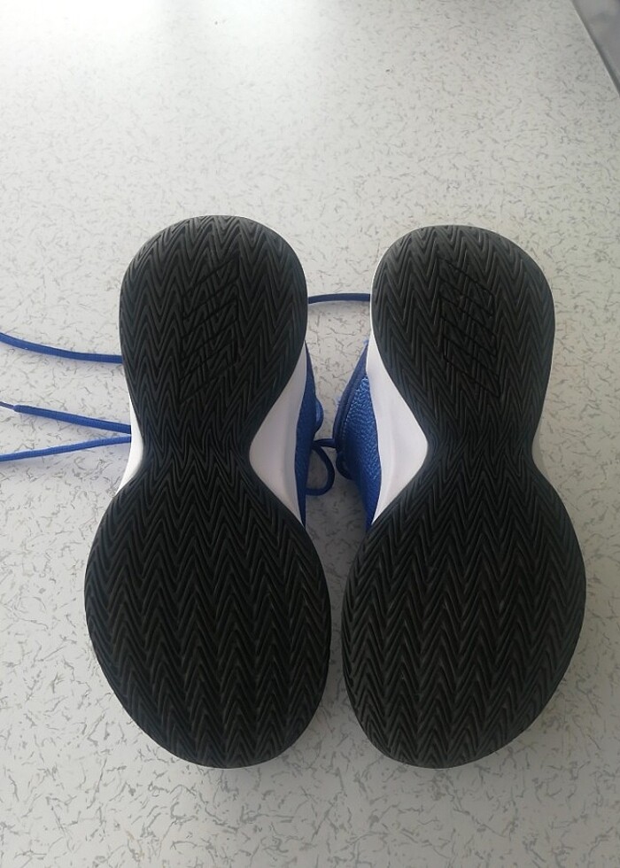 Adidas Basketbol ayalkkabısı - Görsel 3
