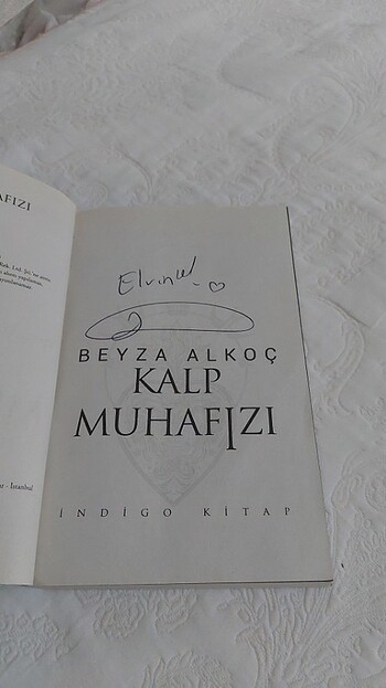  Beden Kalp Muhafizi - Kar Tanesi (2 kitap)