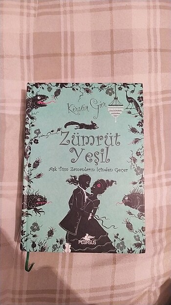 Beden Renk Aşk tüm zamanların içinden geçer Seri kitabı
