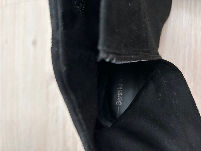 38 Beden siyah Renk Bershka Siyah Süet Bot