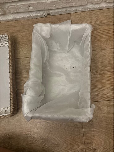 Beden ten rengi Renk Hasır kutu