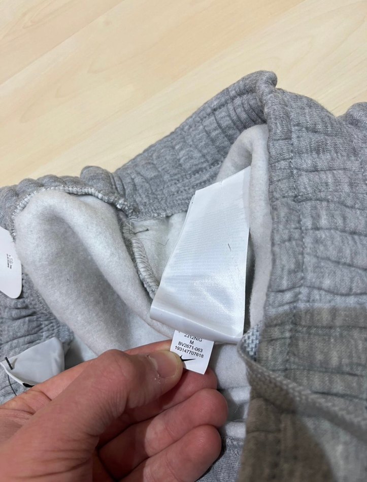 Orjinal nike club eşofman - Görsel 3