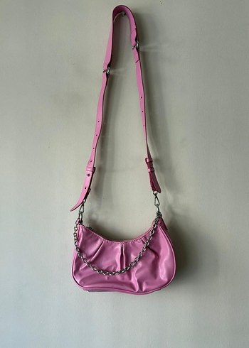 Pembe Zincir Detaylı Ayarlanabilir Kadın Çanta