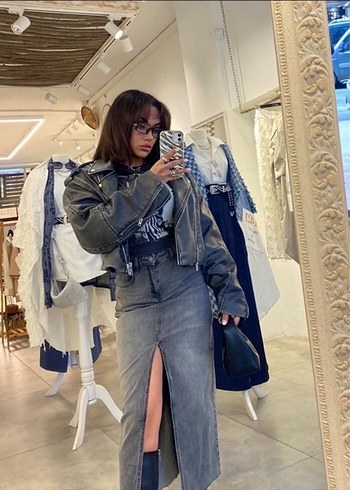 Yırtmaclı kot etek - Görsel 2