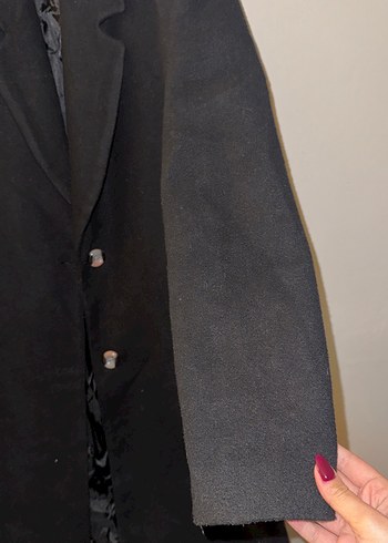 Düğmeli Siyah Kaban - Görsel 5