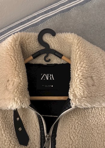 Bej Kürklü Fermuarlı Kadın Mont - Görsel 5