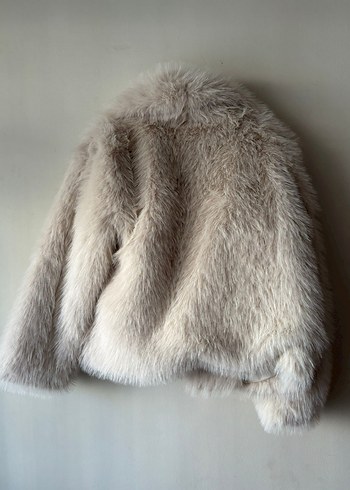 Bej Kadın Kürk - Görsel 3