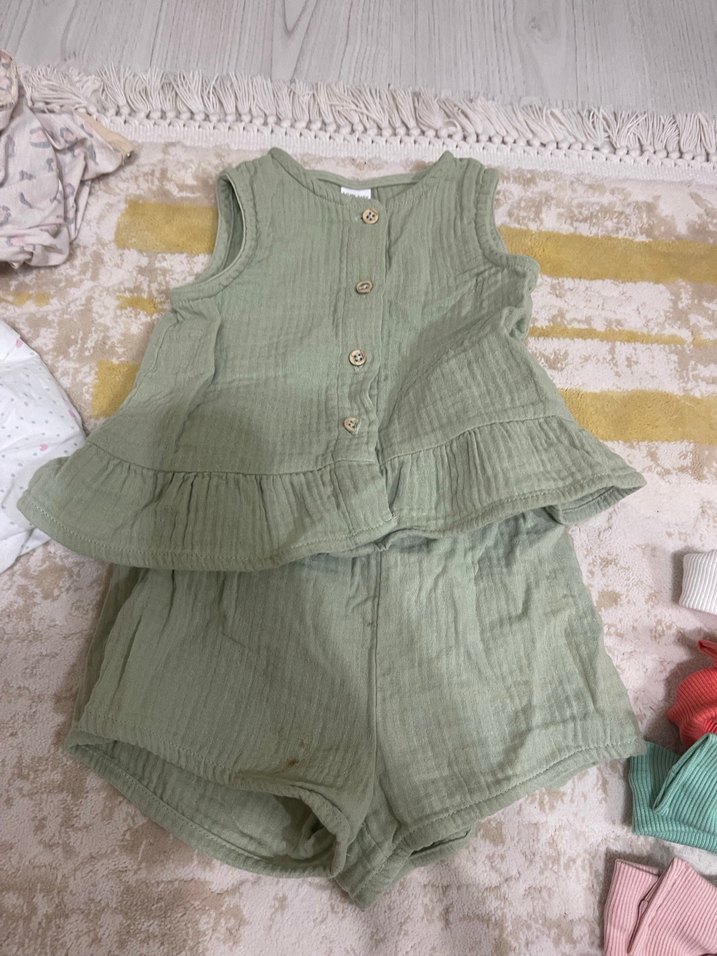 Kız bebek şortlu takım ve bandanalar - Görsel 3