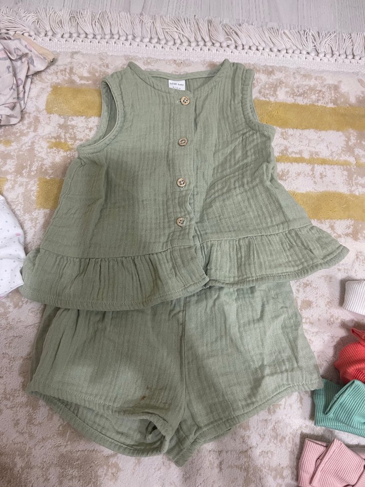 Kız bebek şortlu takım ve bandanalar - Görsel 2