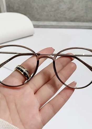 Beden Şeffaf, siyah, kahverengi Çerçeveli Minimalist Kadın Gözlüğü