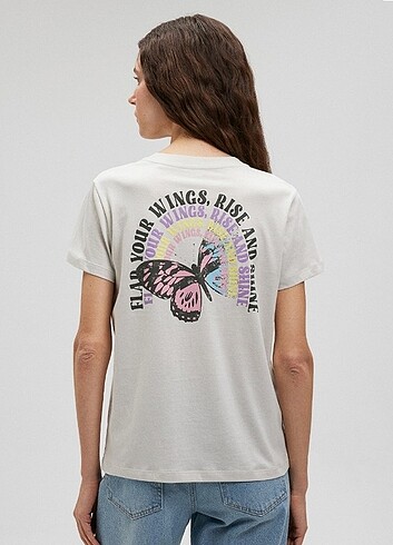 s Beden Mavi'nin 2 tshirt ü hiç kullanılmadı