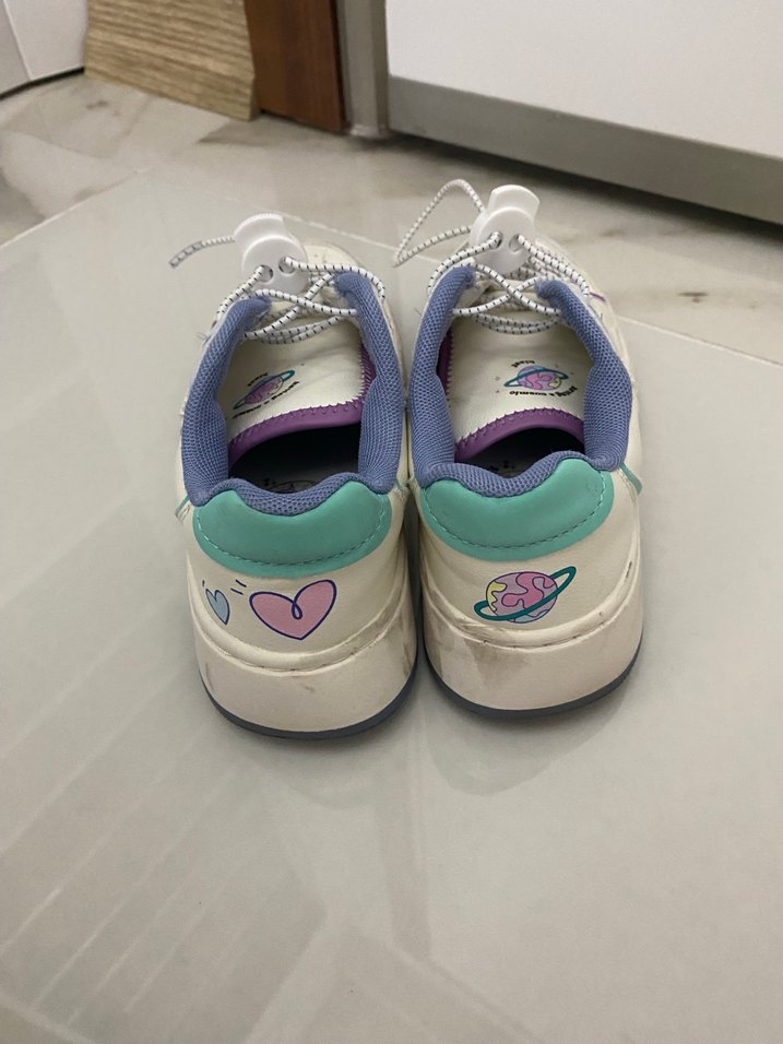 Çocuk spor ayakkabi Zara - Görsel 3