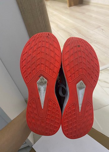 Adidas Gri unisex Koşu ve Antrenman Ayakkabısı - Görsel 4