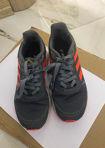 Adidas Gri unisex Koşu ve Antrenman Ayakkabısı - Görsel 2