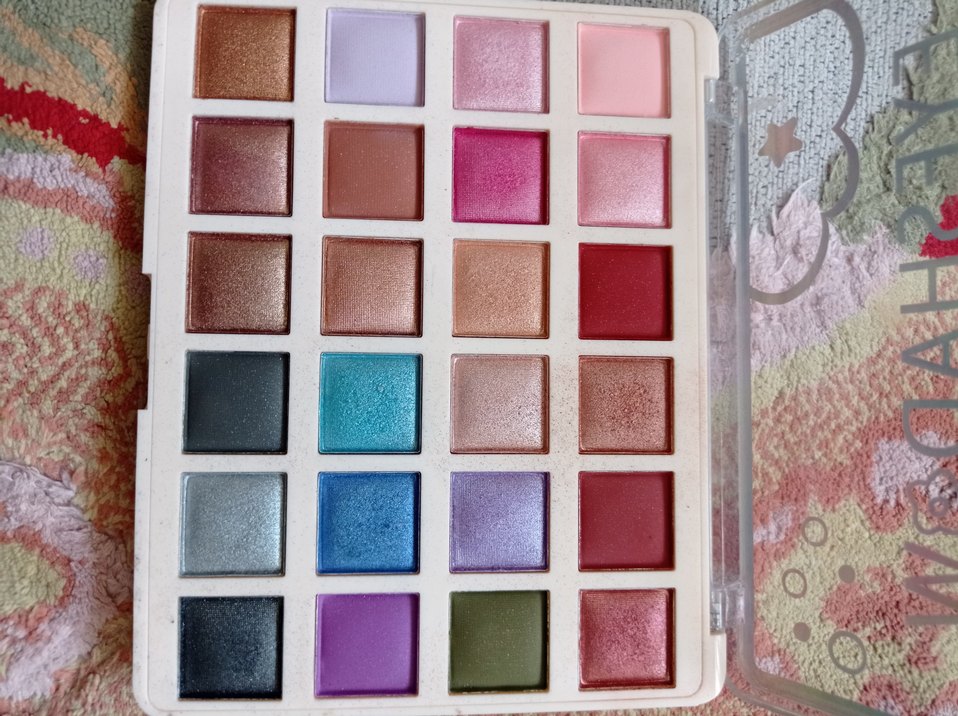 Renkli 24 Renk Göz Farı Paleti - Görsel 2