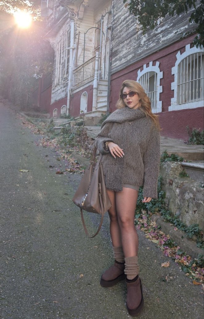 Gri Mini Yüksek Yakalı Suni zara atkalı kaban - Görsel 4