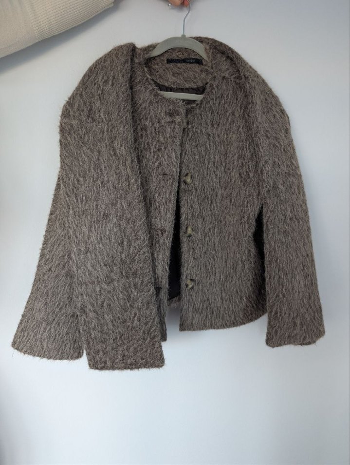 Gri Mini Yüksek Yakalı Suni zara atkalı kaban - Görsel 2