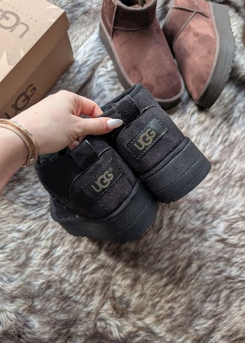 UGG  miniKadın Platform Topuklu Süet Bot - Görsel 4