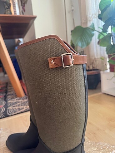 Diğer Yağmur Korumalı Çizme