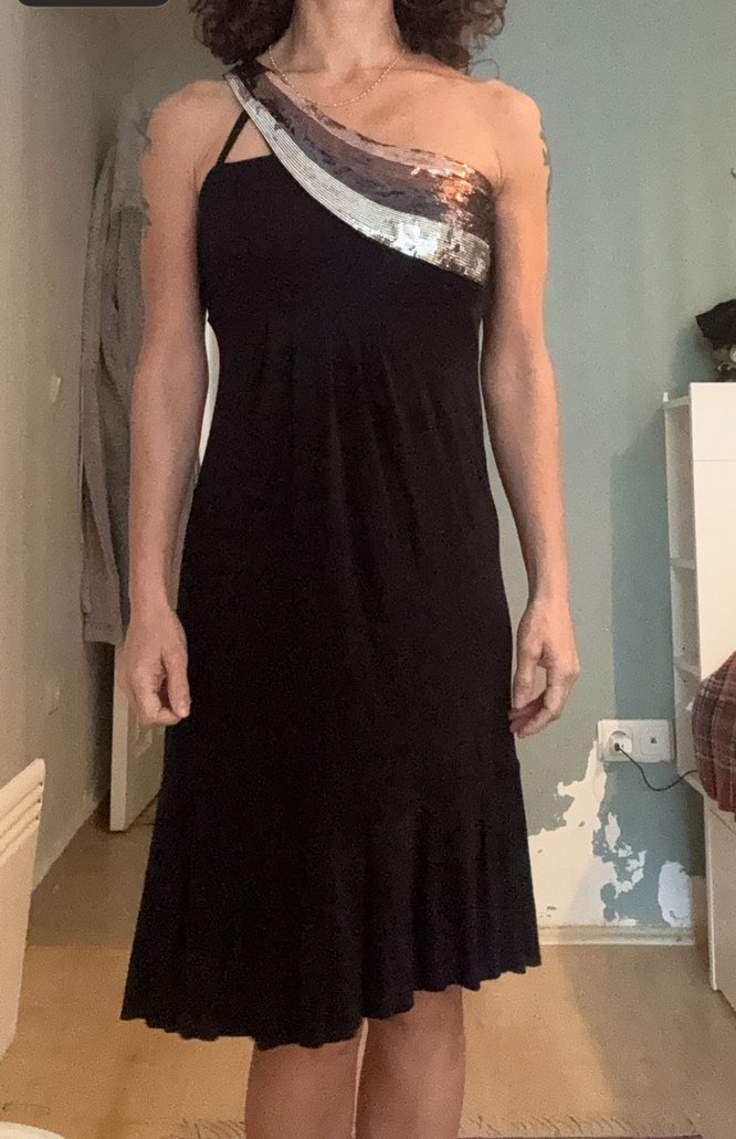 Payetli Şık Elbise - Görsel 2